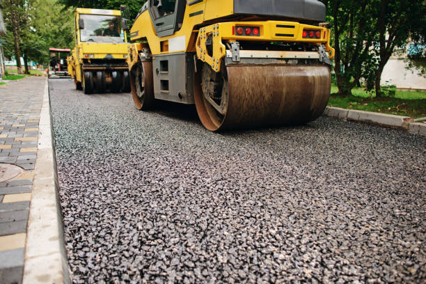 Best Asphalt Driveway Paving in Maxton, NC